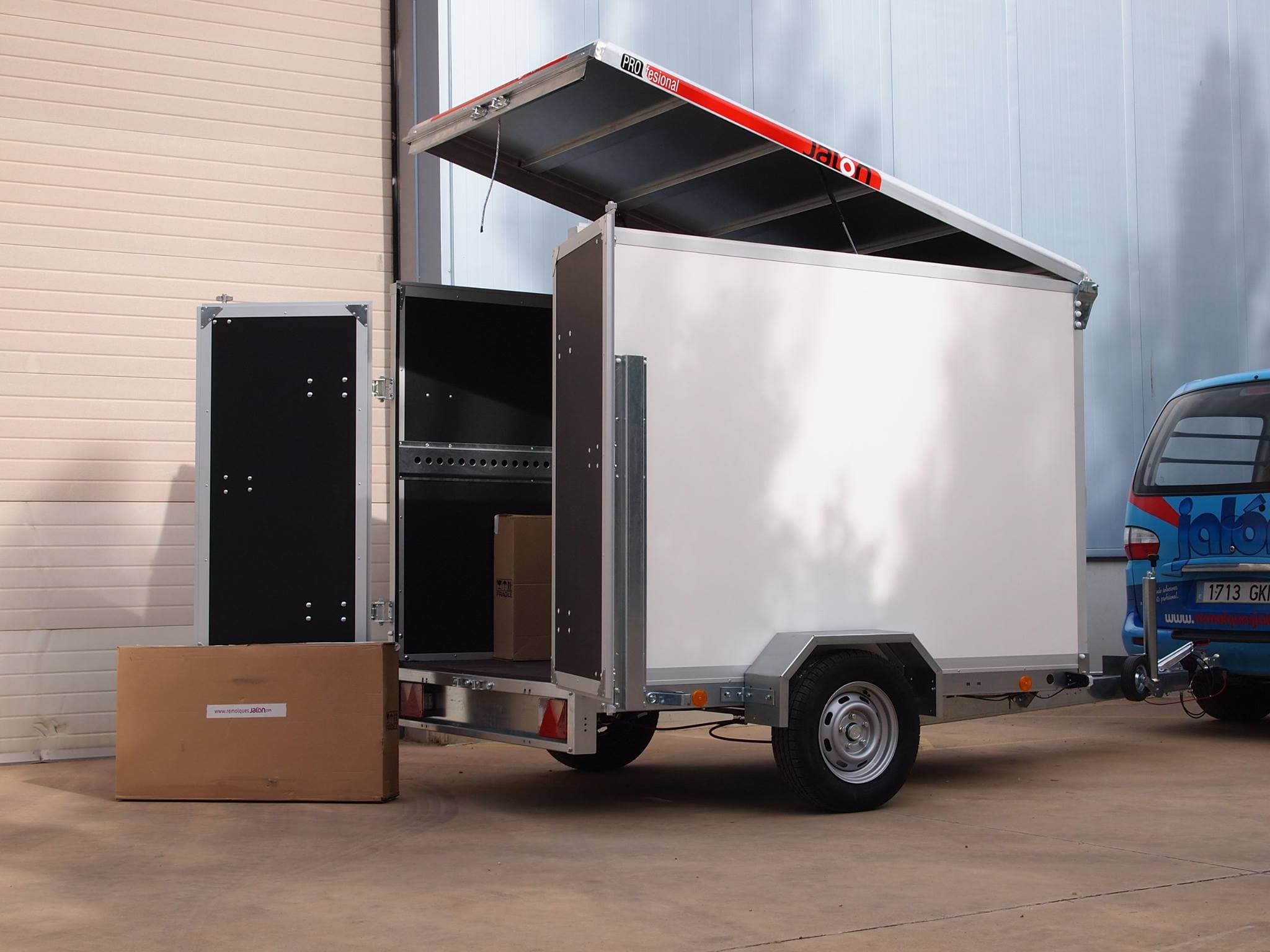 Remorque fourgon JALON JCC750 2400, 750 kg, 237x147x135 cm