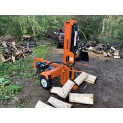 Fendeuse de bûches thermique LIDERFARM 27T, 27 tonnes