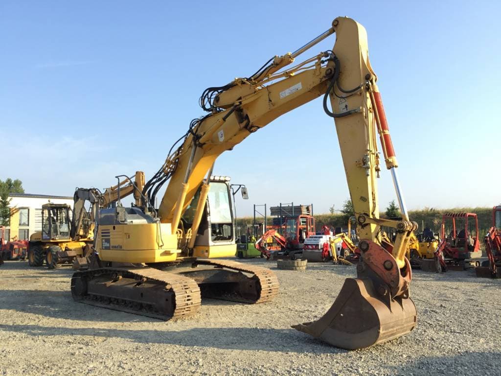 Pelle sur chenilles Komatsu PC228USL 2007 – 12 213 heures