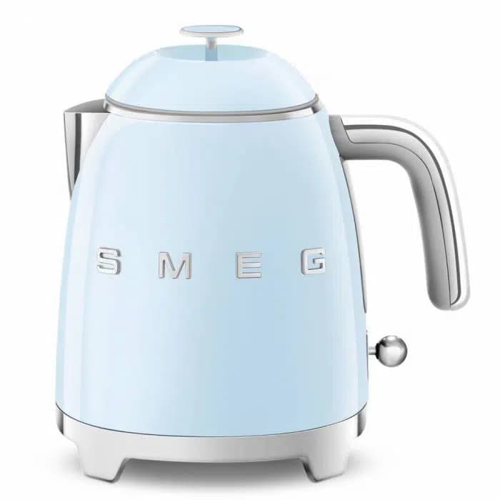 SMEG – KLF05PBEU – Bouilloire Années 50 – Bleu Azur