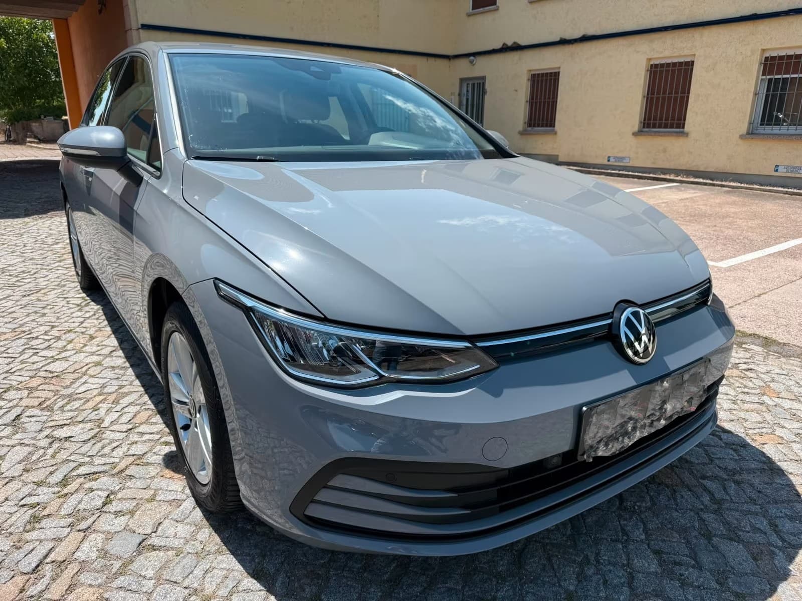 Volkswagen GOLF VIII 1.5 TSI LIFE 2020 88 000 km