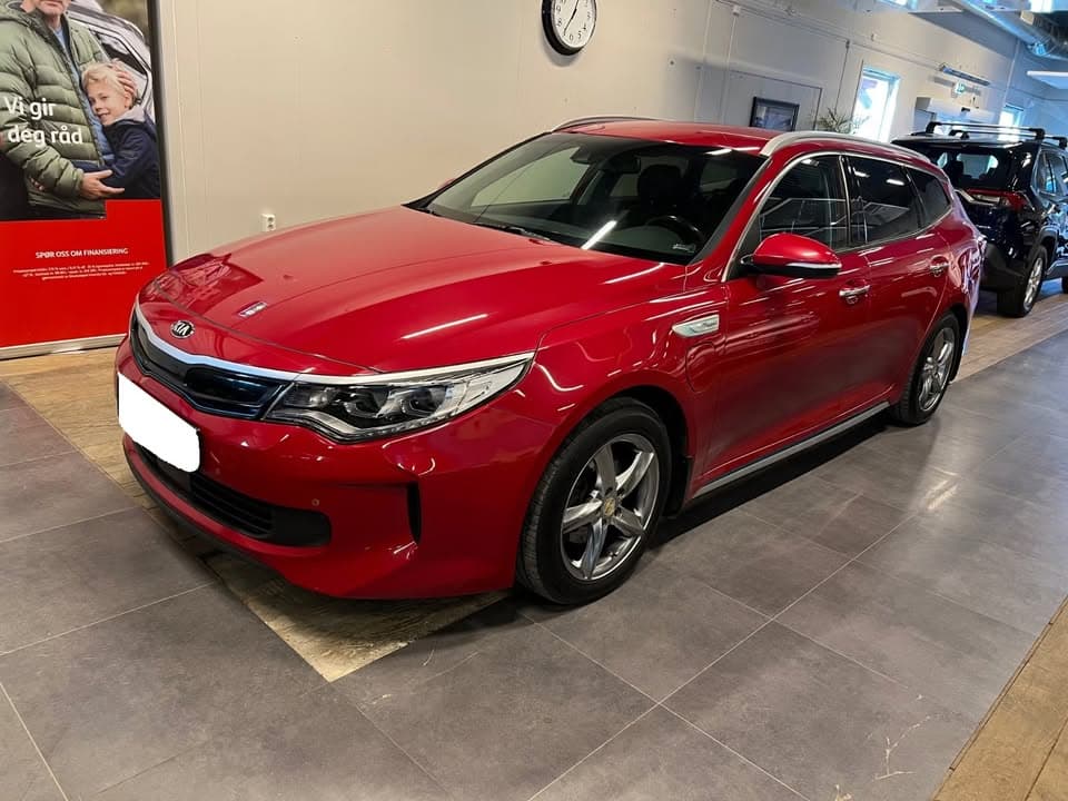 Kia Optima Sport Wagon Plug-in Hybrid 2018 127 000 km