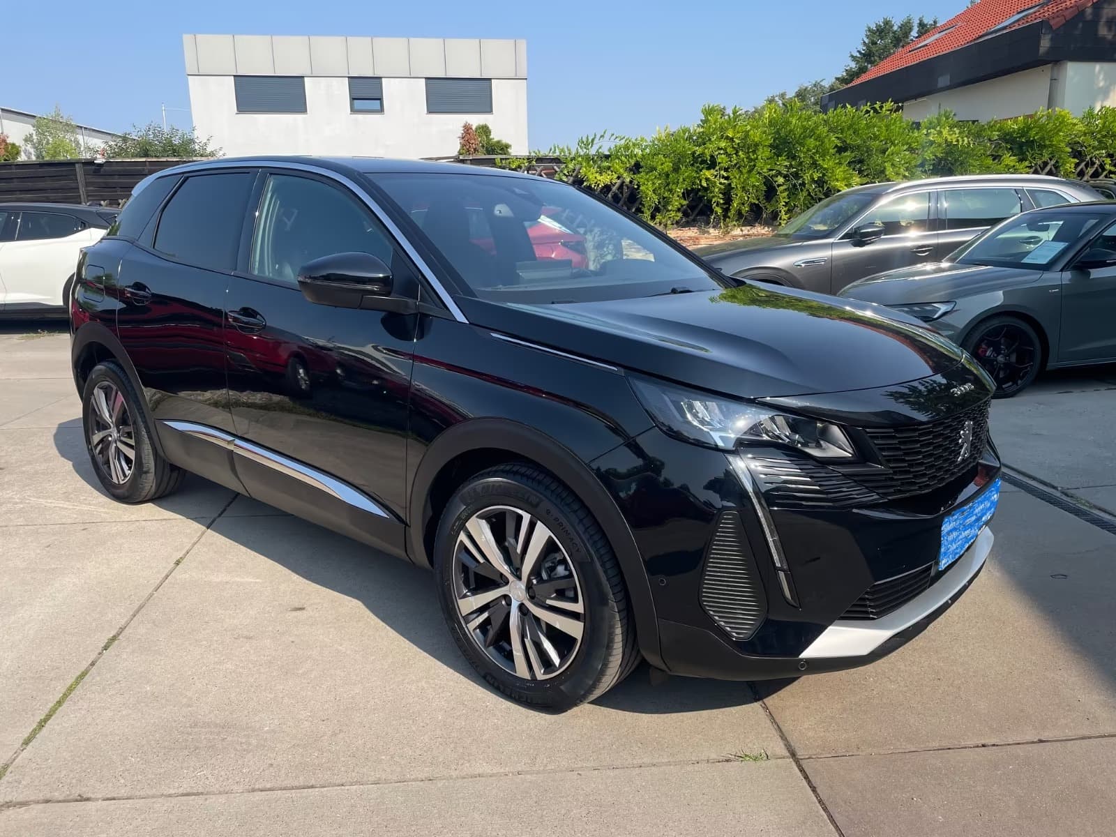 Peugeot 3008 Hybrid 136 2024 40 000 km