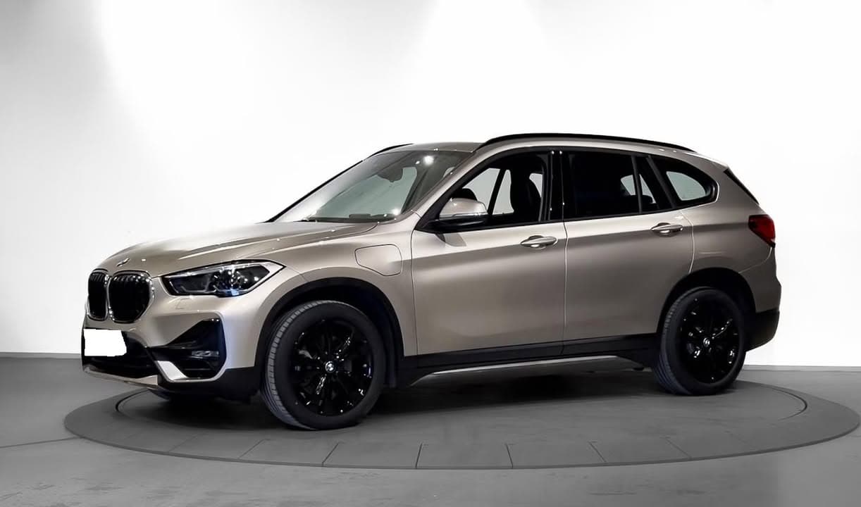 BMW X1 xDrive25e Sportline 2022 41 000 km