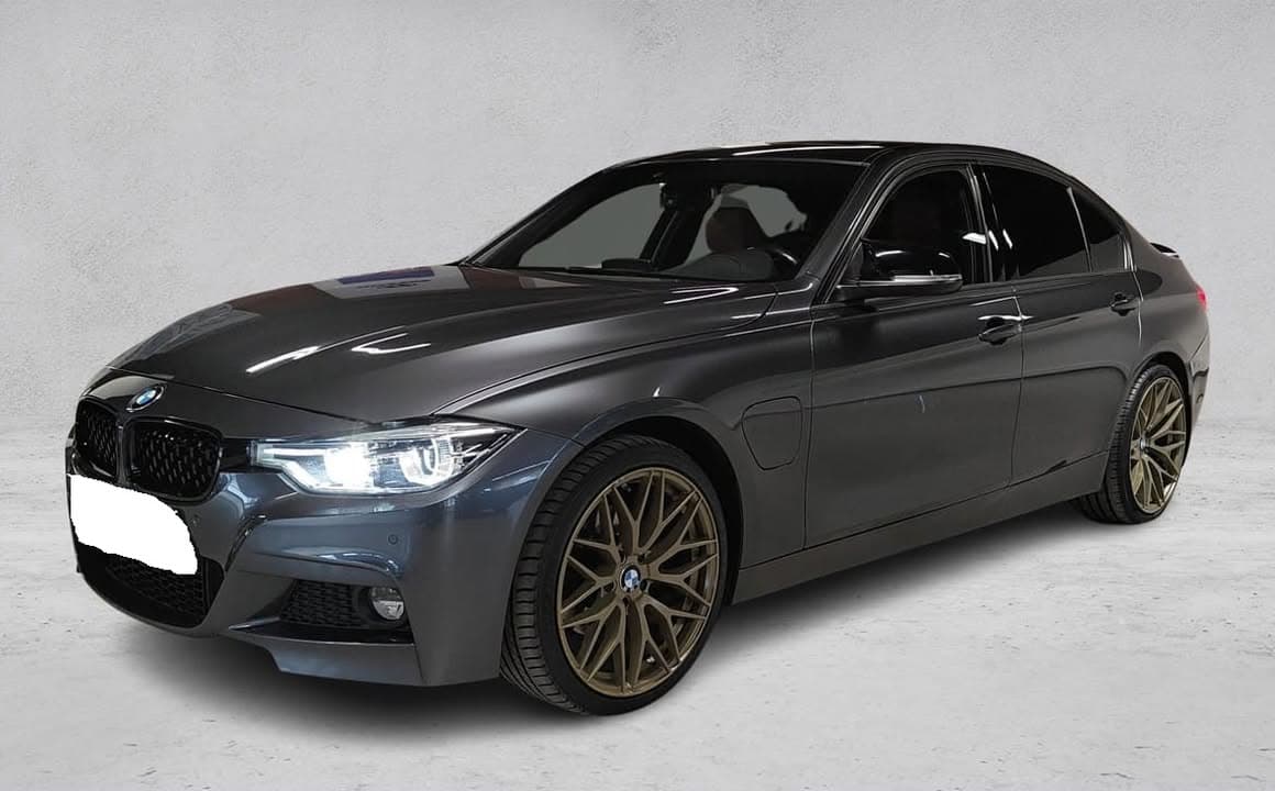 BMW Serie 3 330e Sportline Plug-in Híbrido 2016 85 000 km
