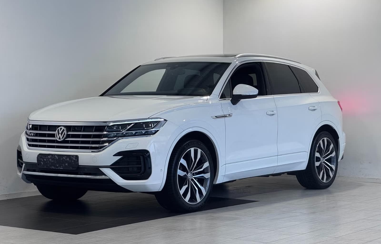 Volkswagen TOUAREG R-LINE 4MOTION 2020 117 000 km