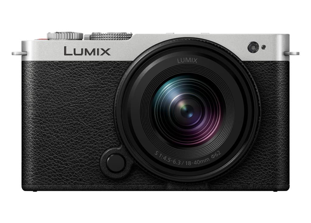 Panasonic LUMIX DC-S9N-A (body + 18-40 mm) (black/silver)