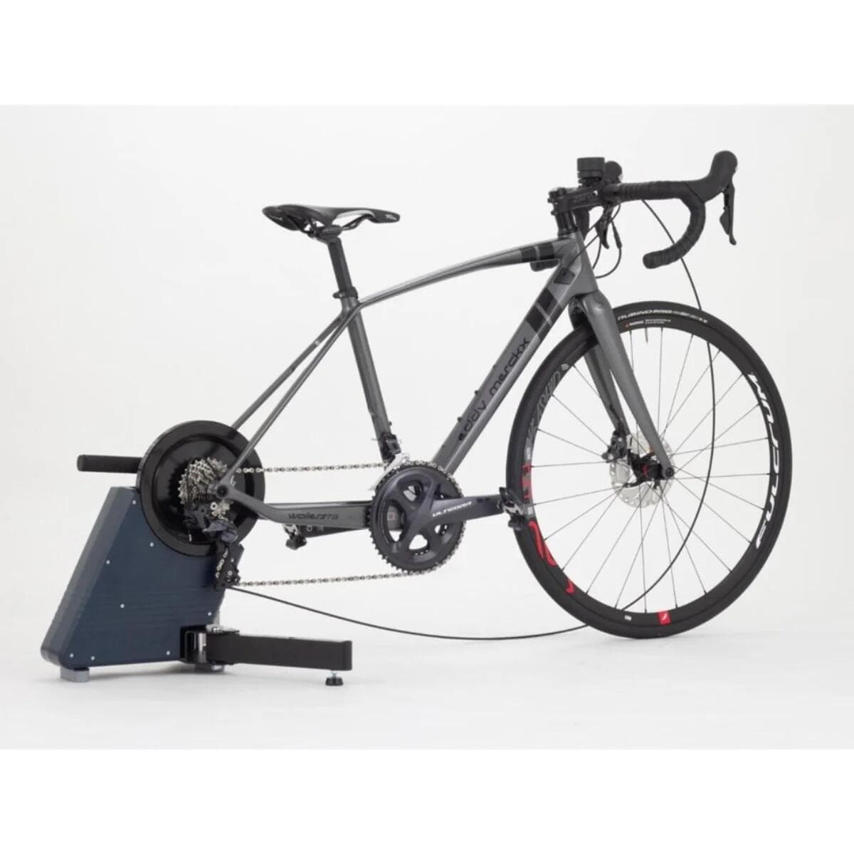 Minoura MagTurbo MD640 Direct Drive – entraîneur de vélo
