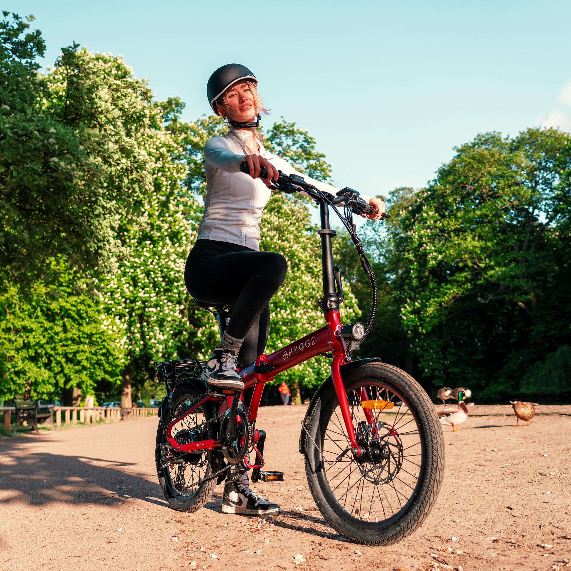Virum 2026 – Vélo Électrique Ultra-Léger Pliant 36V 10Ah – Sangria Rouge - L