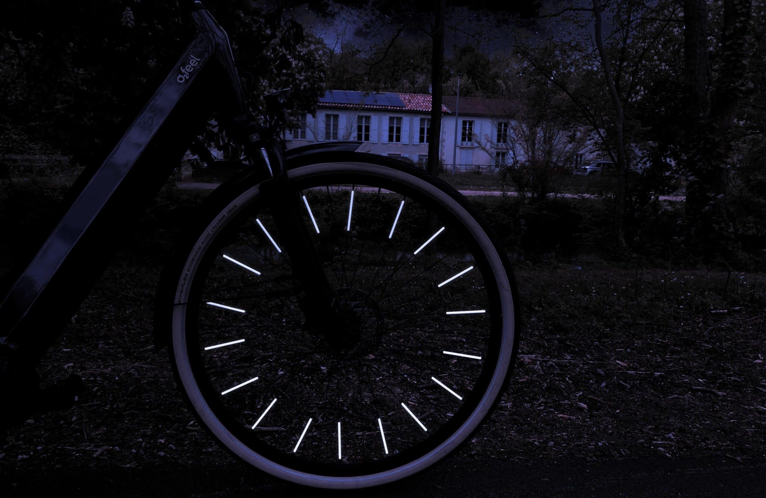 Vélo VTT 20 » Tout Suspendu équipé de 6 vitesses Shimano et Frein à disque avant ! - L