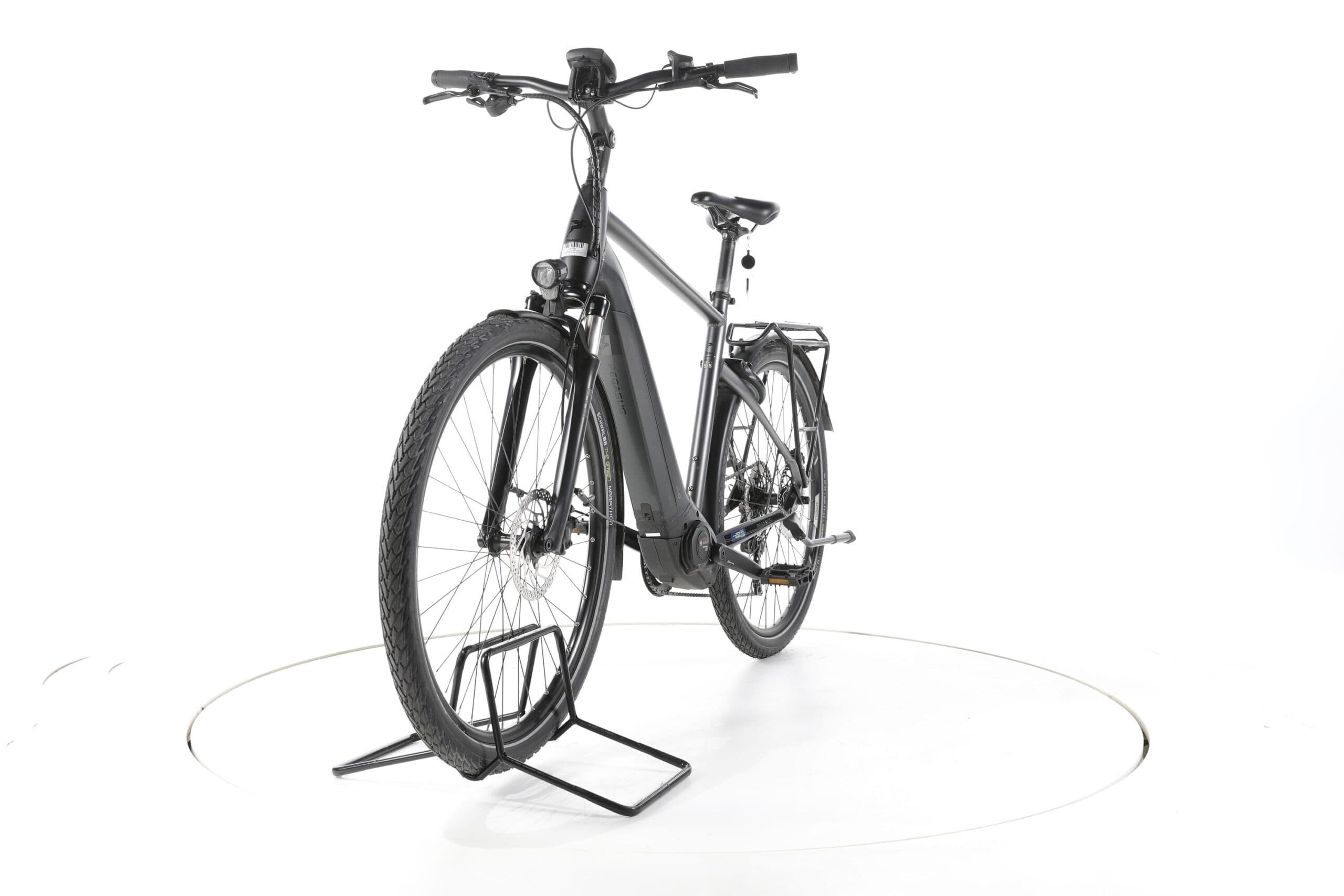 Un VTT pour tous ceux qui recherchent un compagnon pour le quotidien et le tout-terrain. [Noir/Rouge/Gris, 24] - L