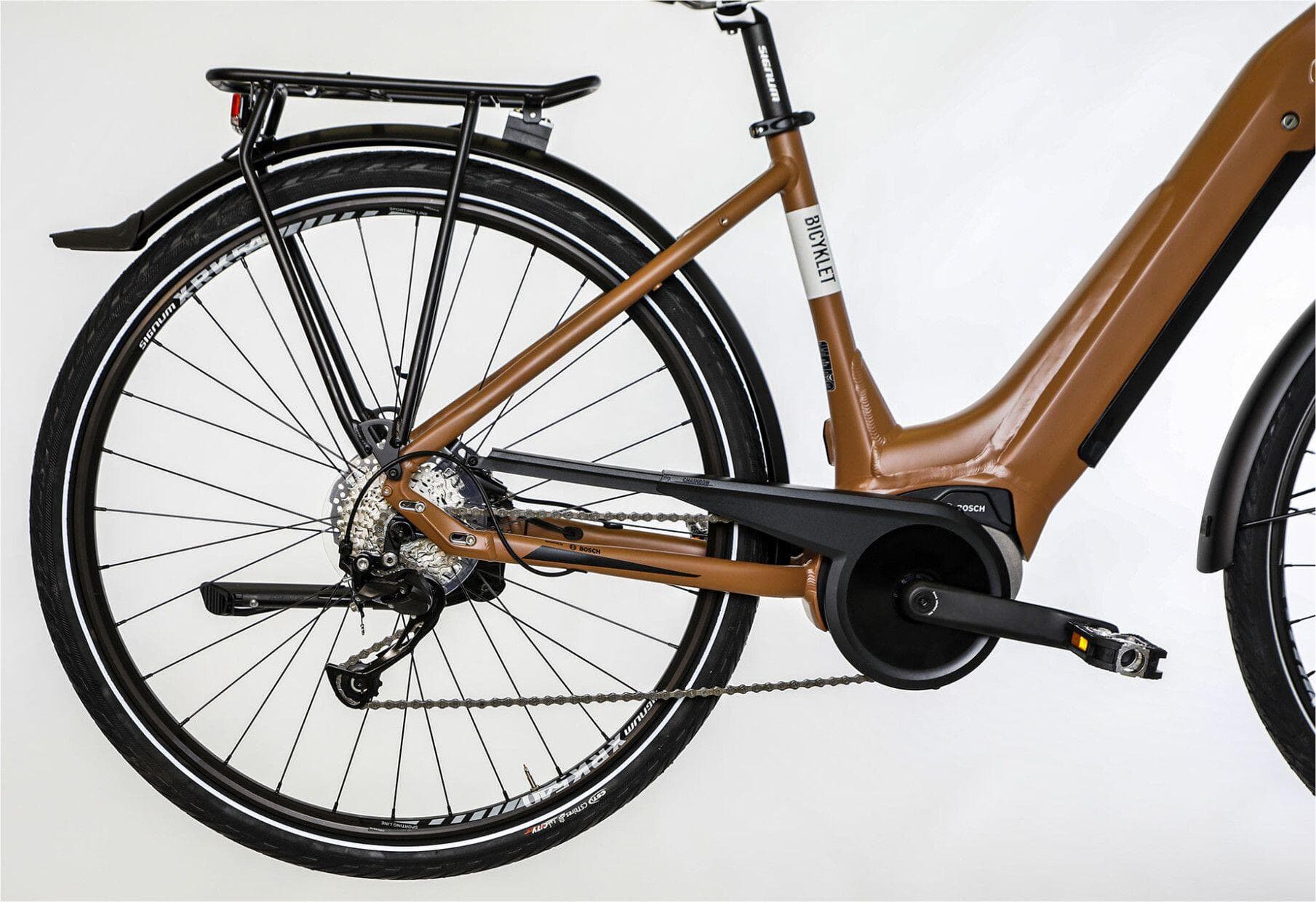 Vélo de Ville Électrique Bicyklet Victoire Shimano Alivio 9V 400 Wh 700 mm Marro - M