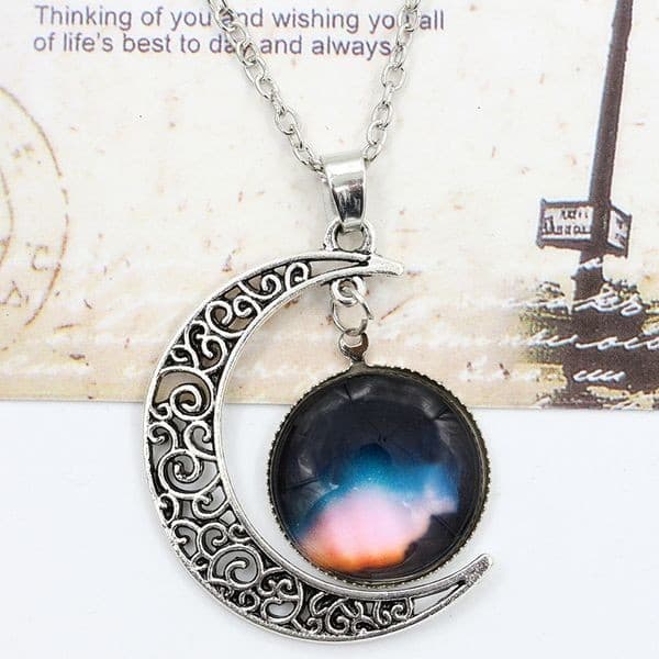 Collier cabochon lune