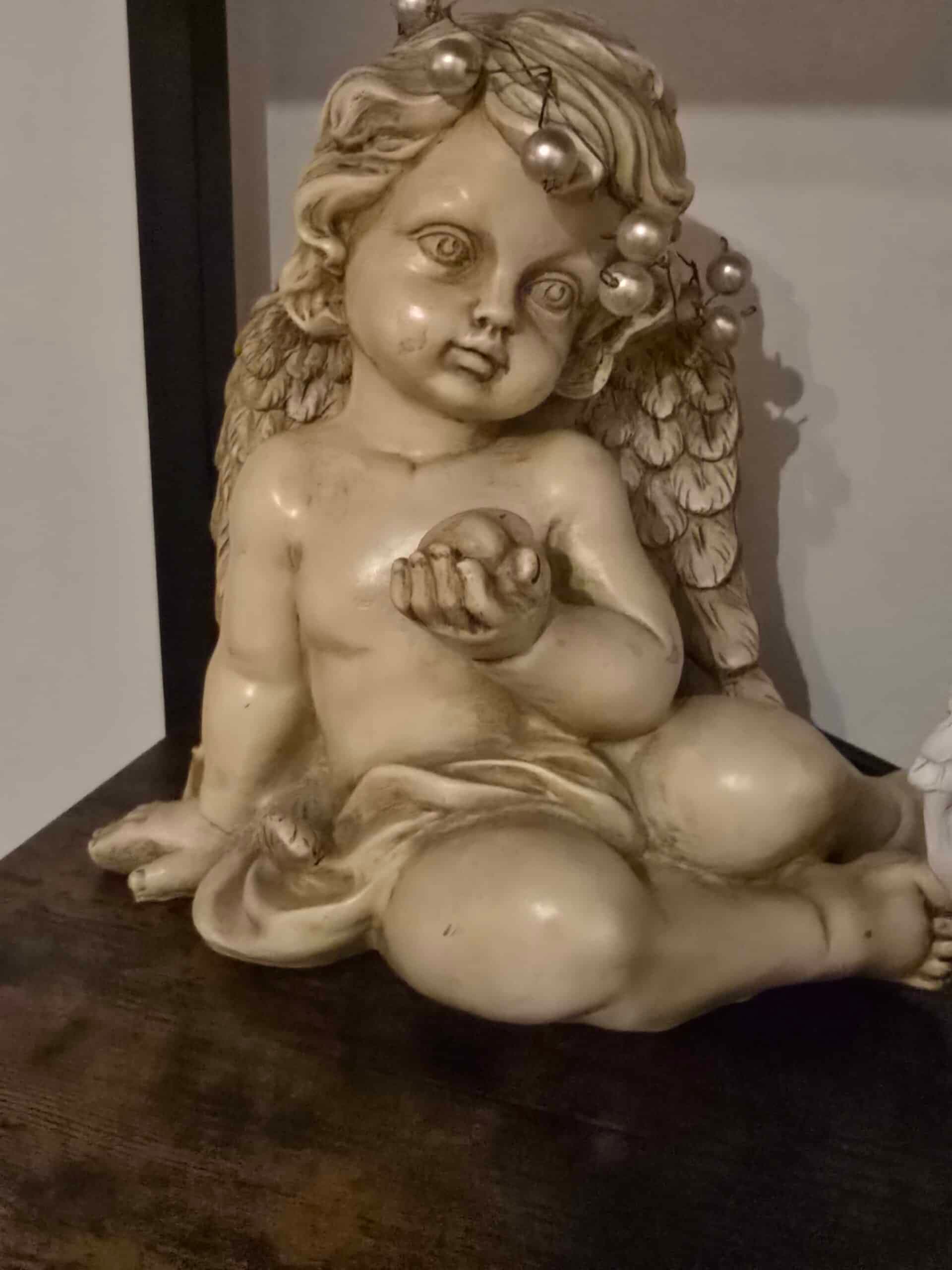 Statuette Ange Assis