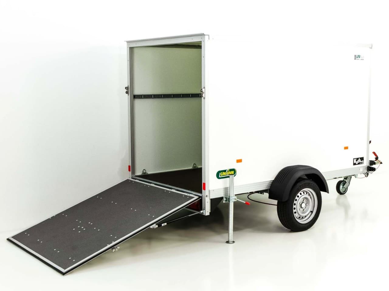 Bagagelabel met opdruk UKU 142x255cm hoogte: 153cm 1.4t|ramp-new
