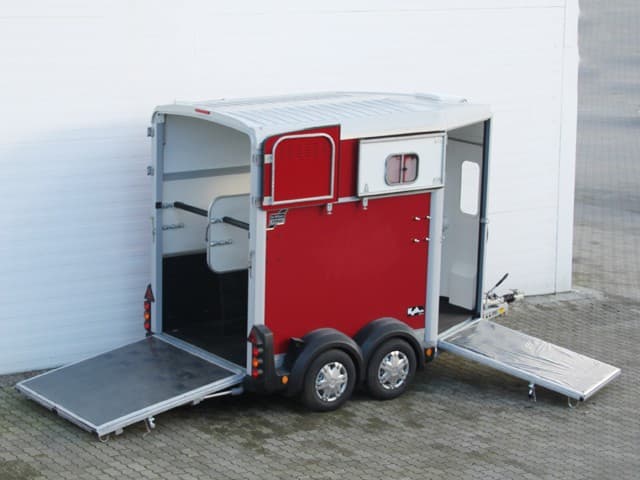 Ifor Williams HB506 paardentrailer | Uitgang aan de voorzijde | Rood - Nieuw