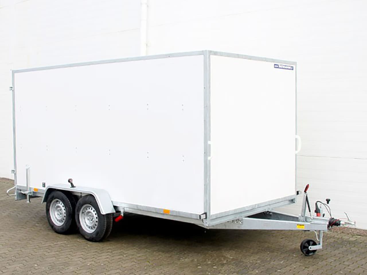 Blyss gesloten aanhanger 200x400cm hoogte: 190cm 2,7t|100km/u|Ramp|SW-New