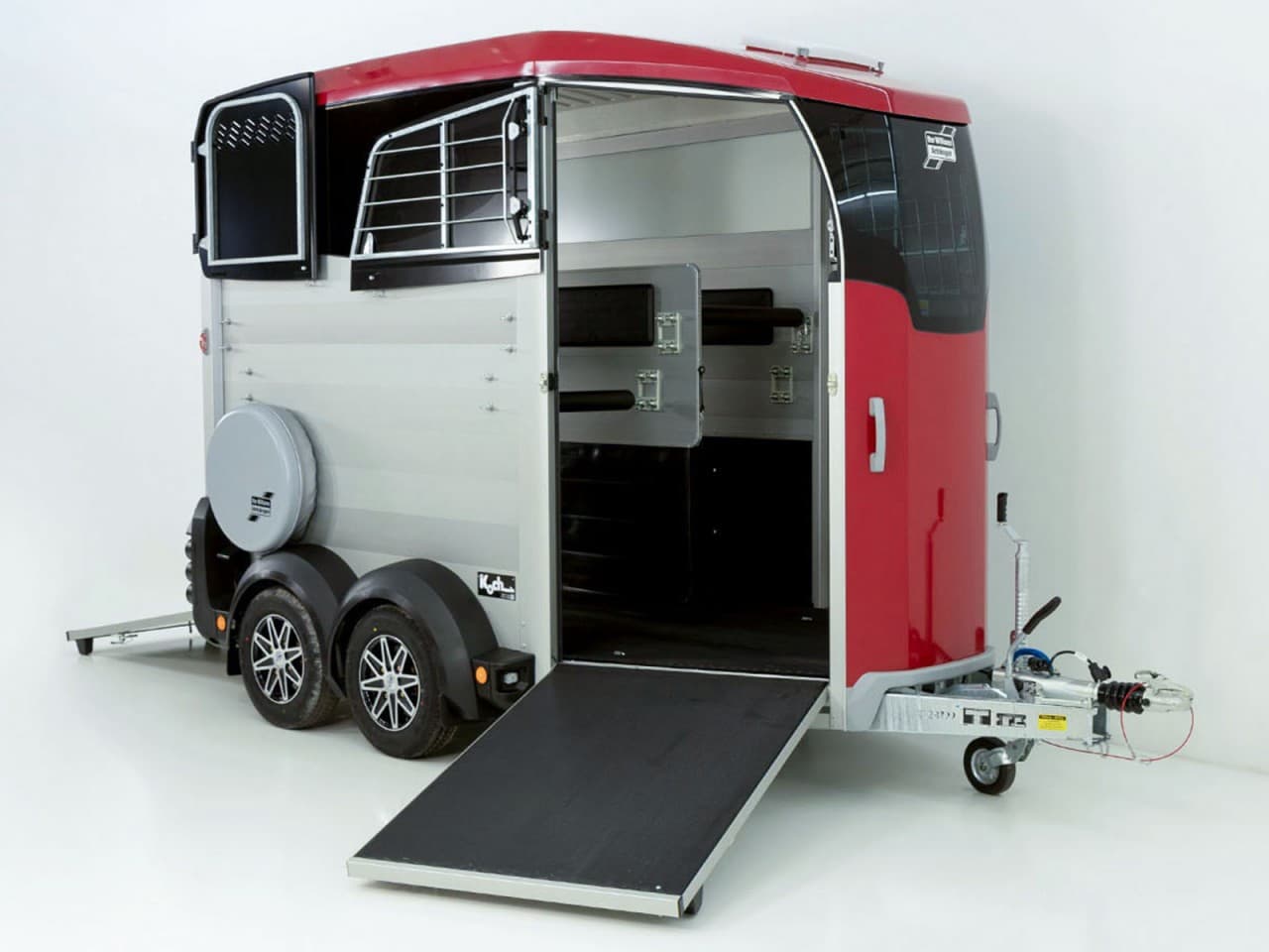 Ifor Williams HBX 511 paardentrailer | Uitgang aan de voorzijde | Nieuw model | Rood - Nieuw