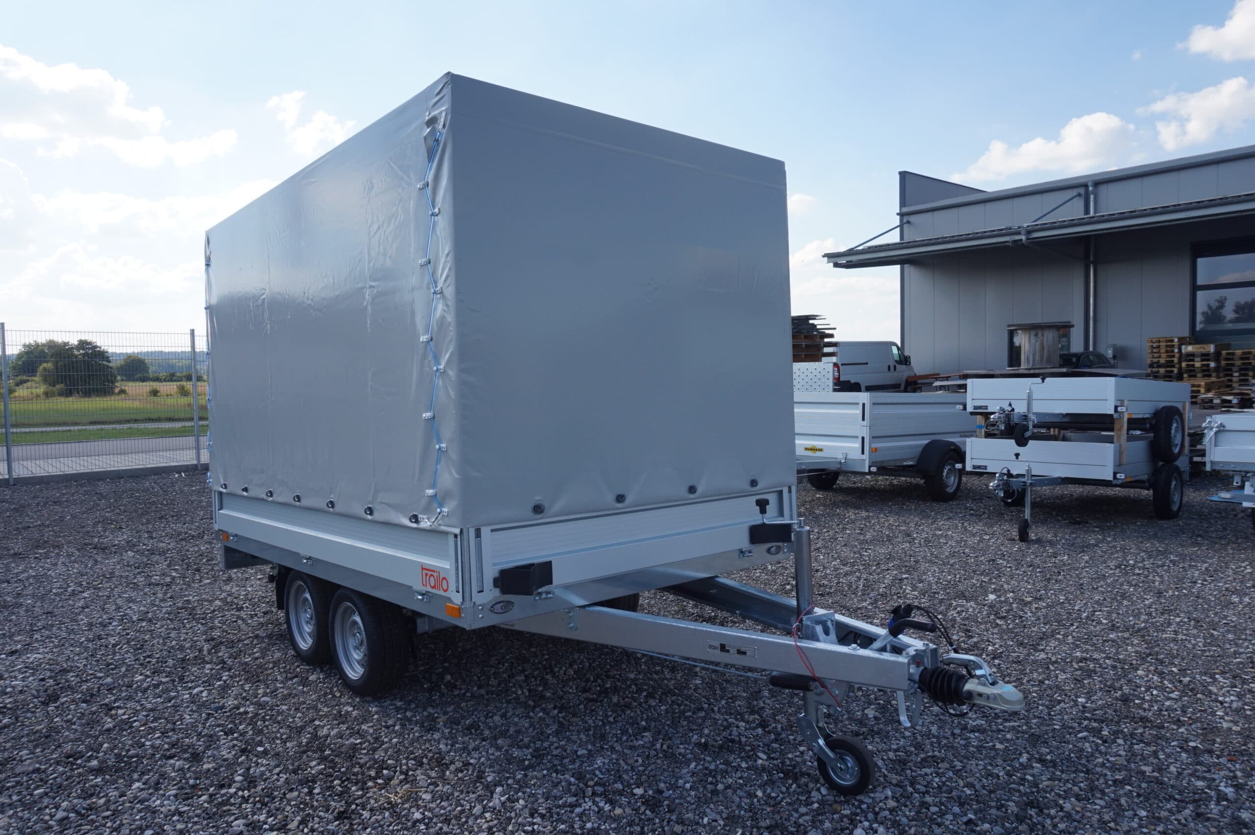 Autotransporter, vlakke laadbak HL 3018-27, 2700 kg, laadruimte 3,00 x 1,80 m - met afdekzeil 1,80 m