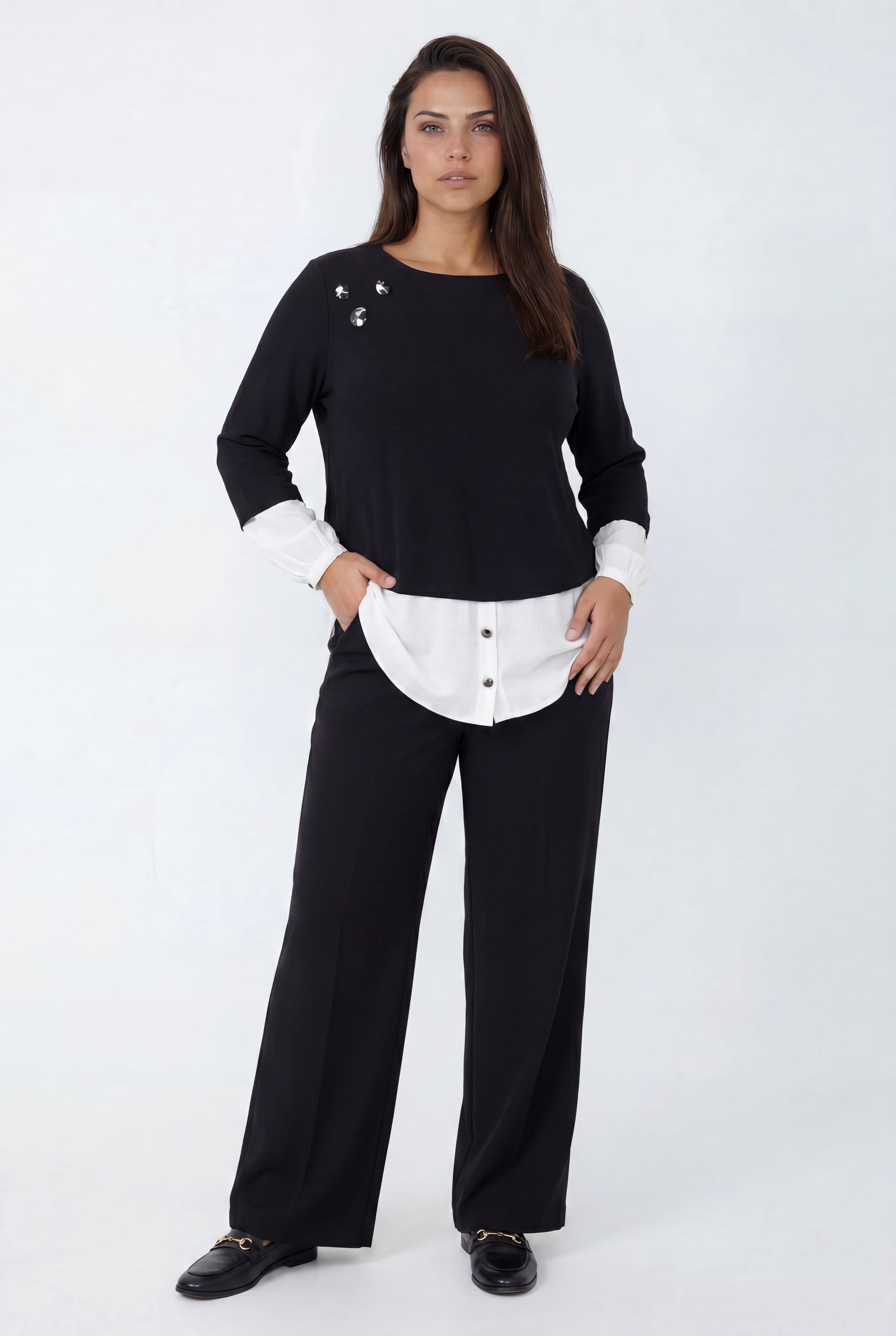 Pull en maille fine avec crepe uni