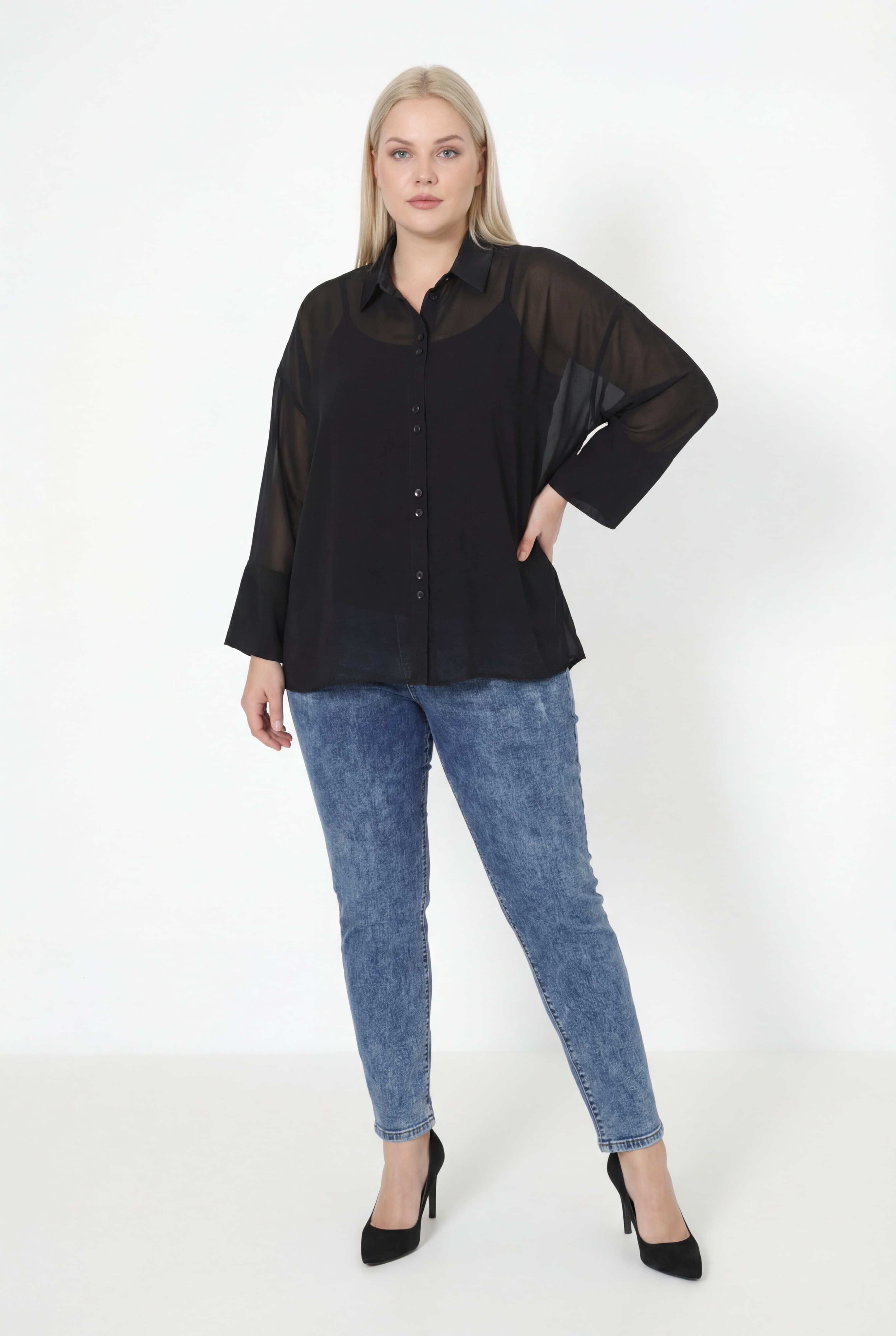 Chemise en voile uni et col en  similicuir doublee dun top