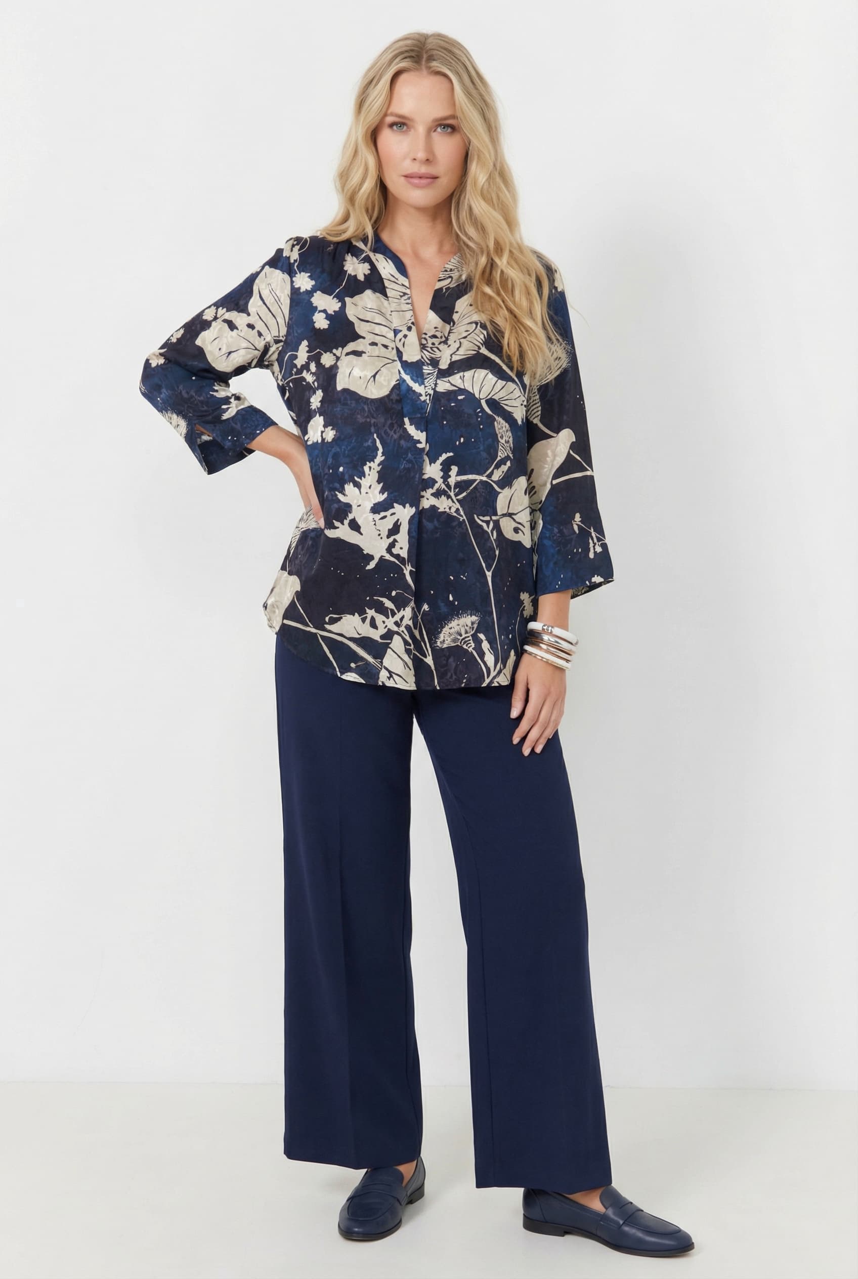 Blouse en jacquard faconne a imprime floral-bleu nuit et ivoire