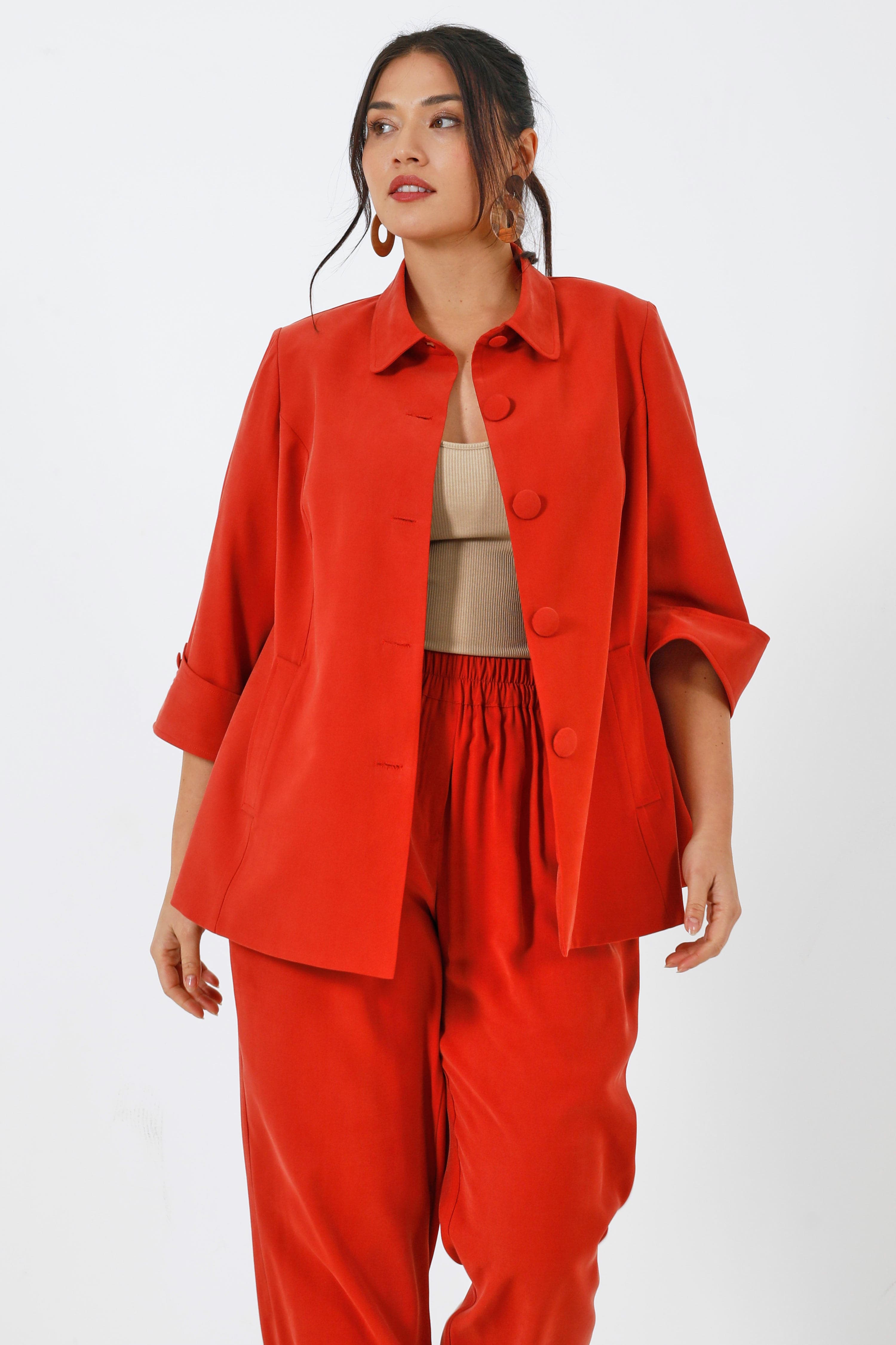 Veste unie avec un col claudine effet peau de pêche