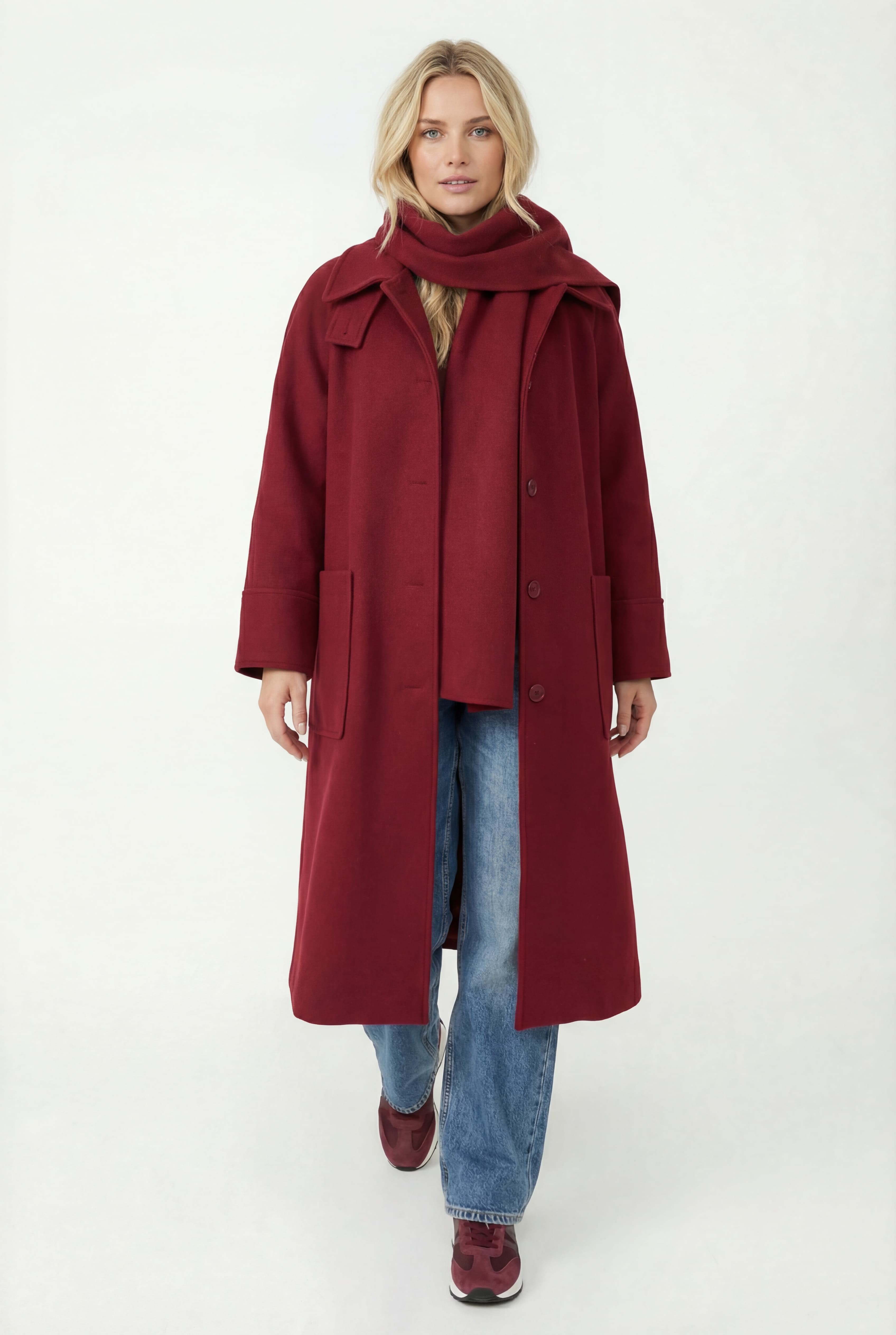 Manteau long en lainage avec écharpe amovible