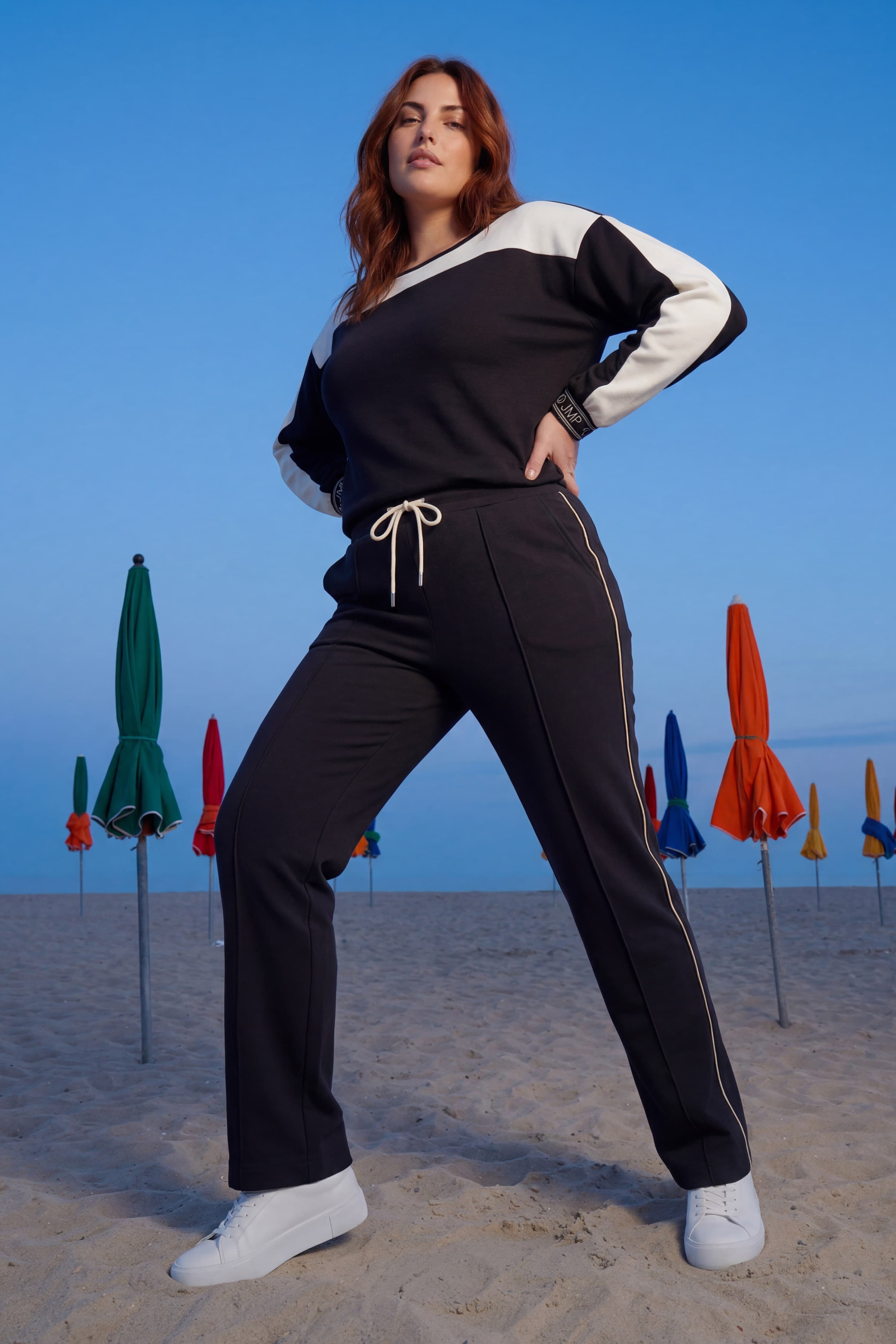Sweat bi color noir / blanc