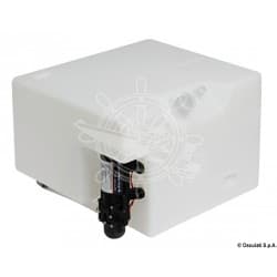 Réservoir avec autoclave