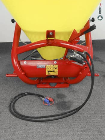 Ouverture hydraulique pour épandeur Giemme CN pour micro tracteurs