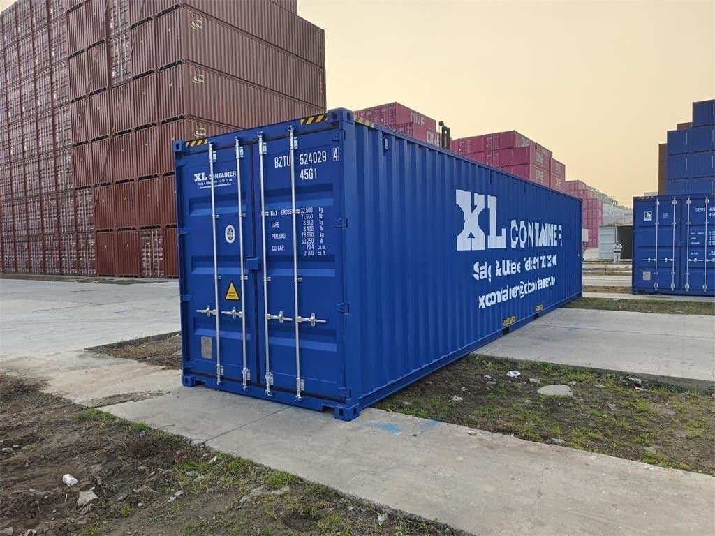 Contenedor Marítimo de 40 Pies – Espacioso y Resistente