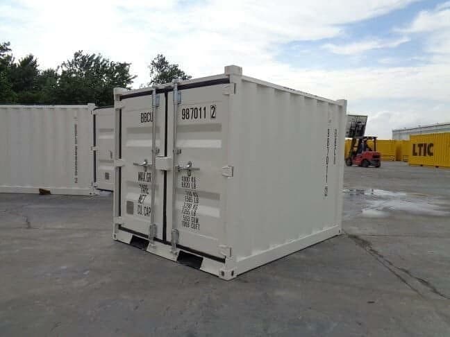 Contenedor Marítimo de 10 Pies – Compacto y Resistente
