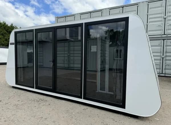 Stahlworks Eco 6000 A (2024) – Modularer Wohn- und Bürocontainer mit Sanitärbereich