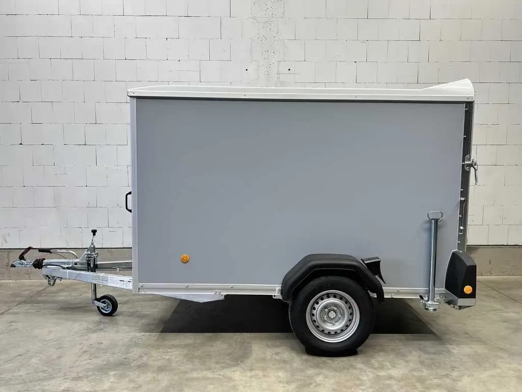 Remolque furgón Böckmann KT 2513/135