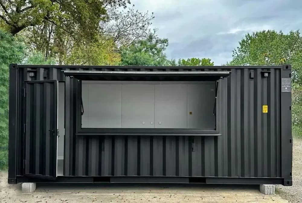 Contenedor Bar Modular 20′ – Listo para Emprender