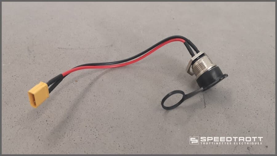 Port de charge - Speedtrott XR-500
