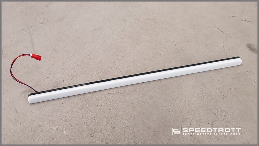 Baguette latérale droite - XM350