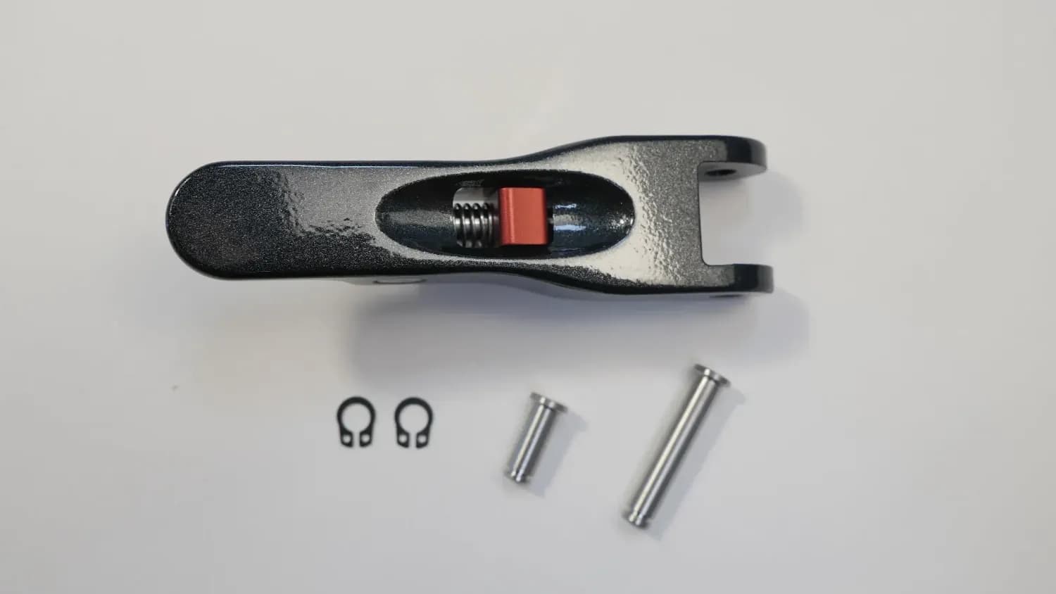 Clip de levier de charnière