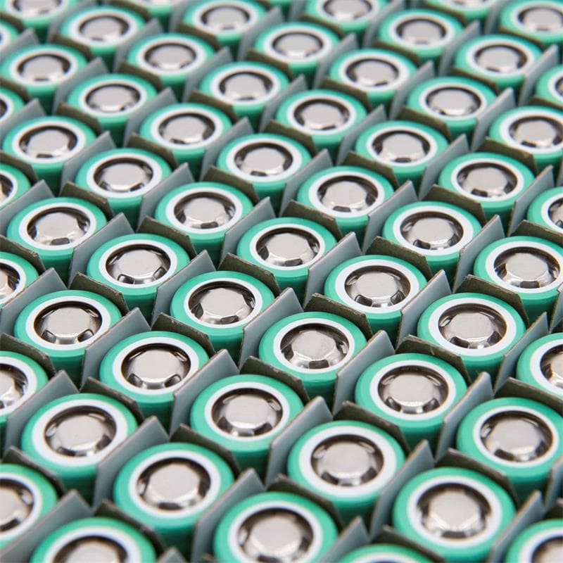 Cellule 18650 3,2A/h 3C EVE - 100 unités