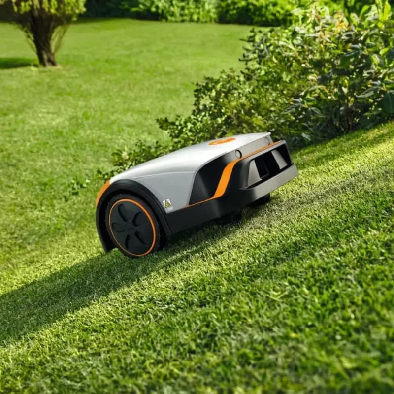 Robot tondeuse STIHL iMOW 3 - coupe 20 cm