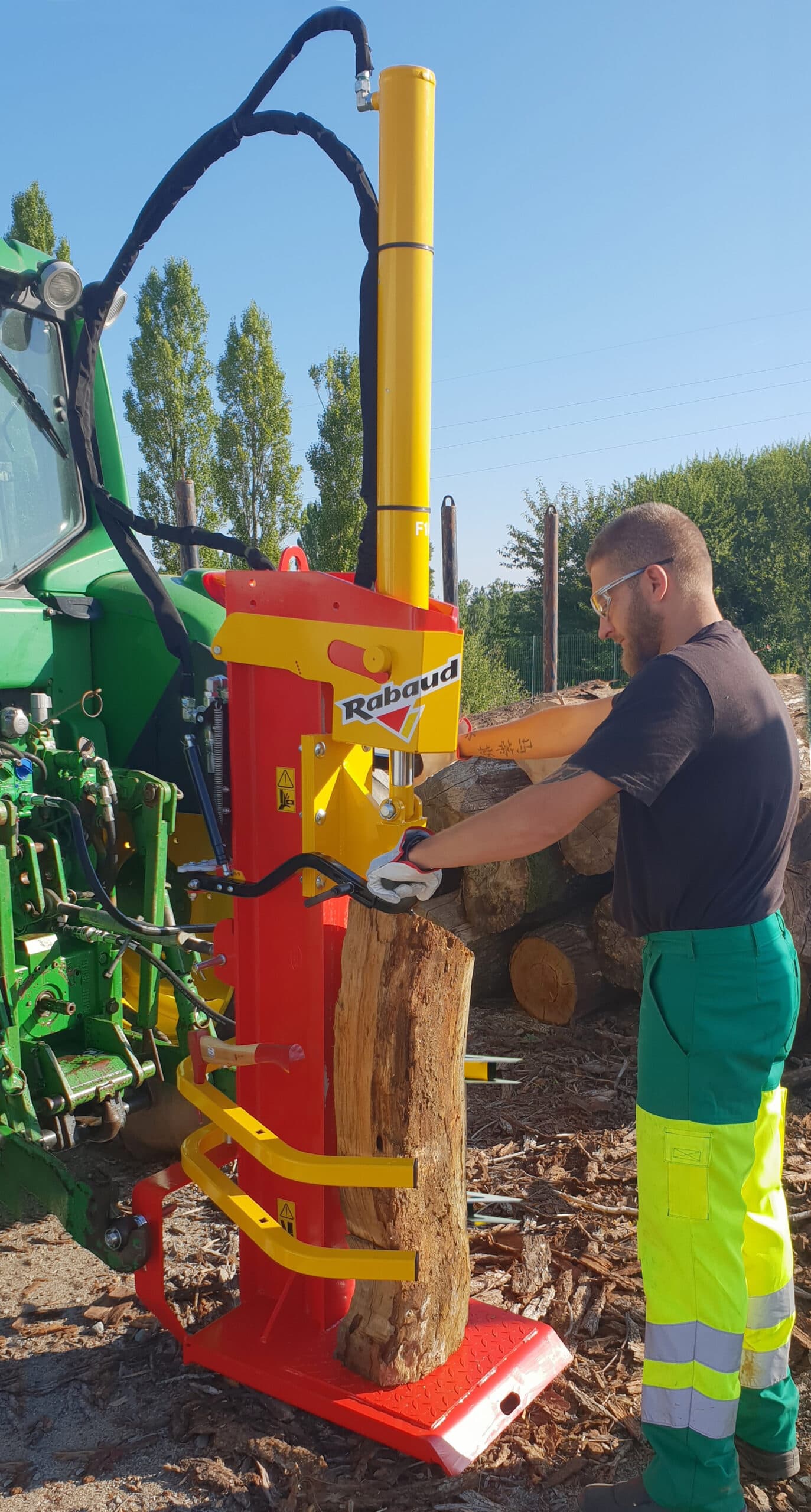 Fendeuse de bûches Rabaud XYLO-SR 16 PH - 16 tonnes