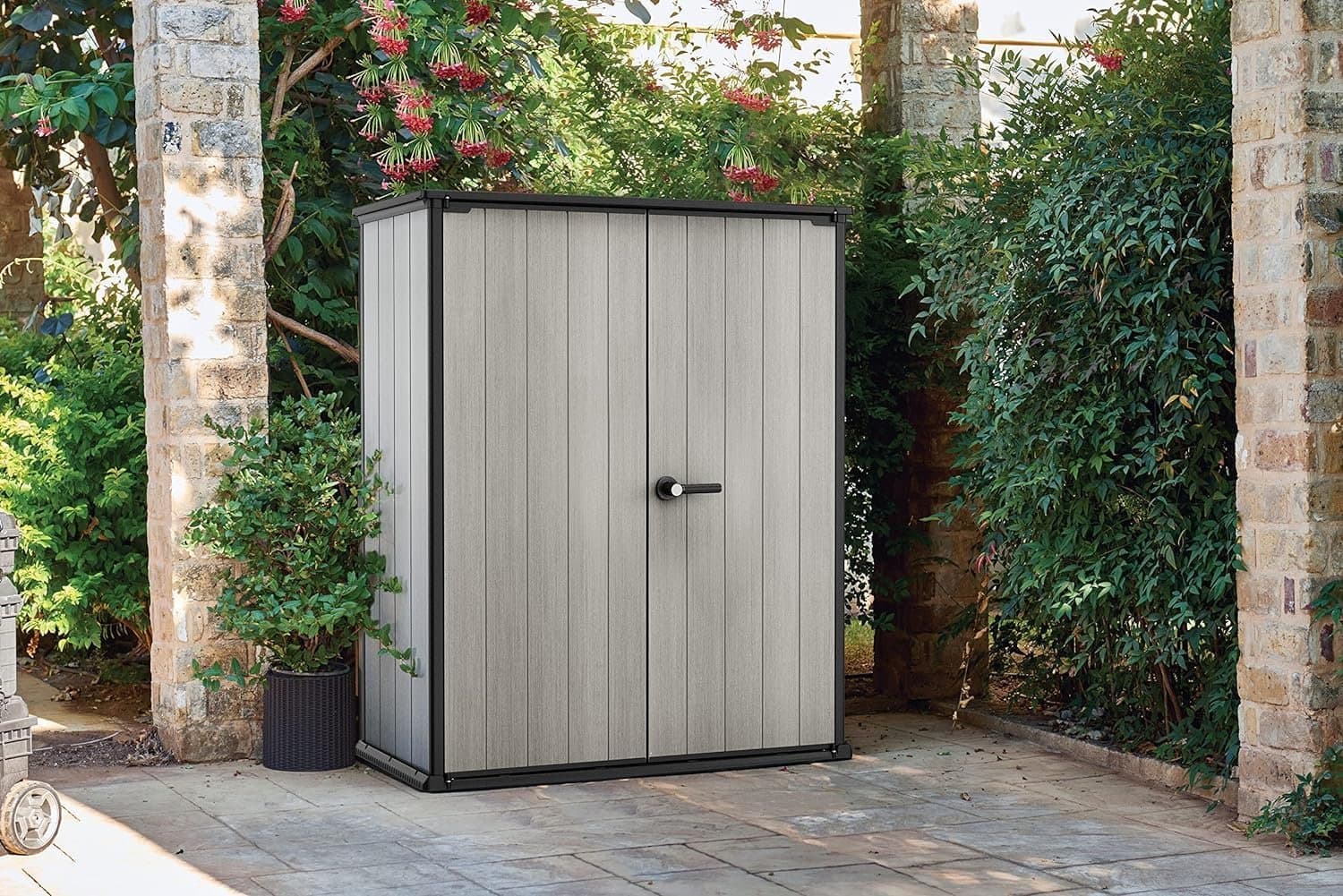 Outdoor-Schrank 1400 L abschließbar wasserdicht UV-behandelt
