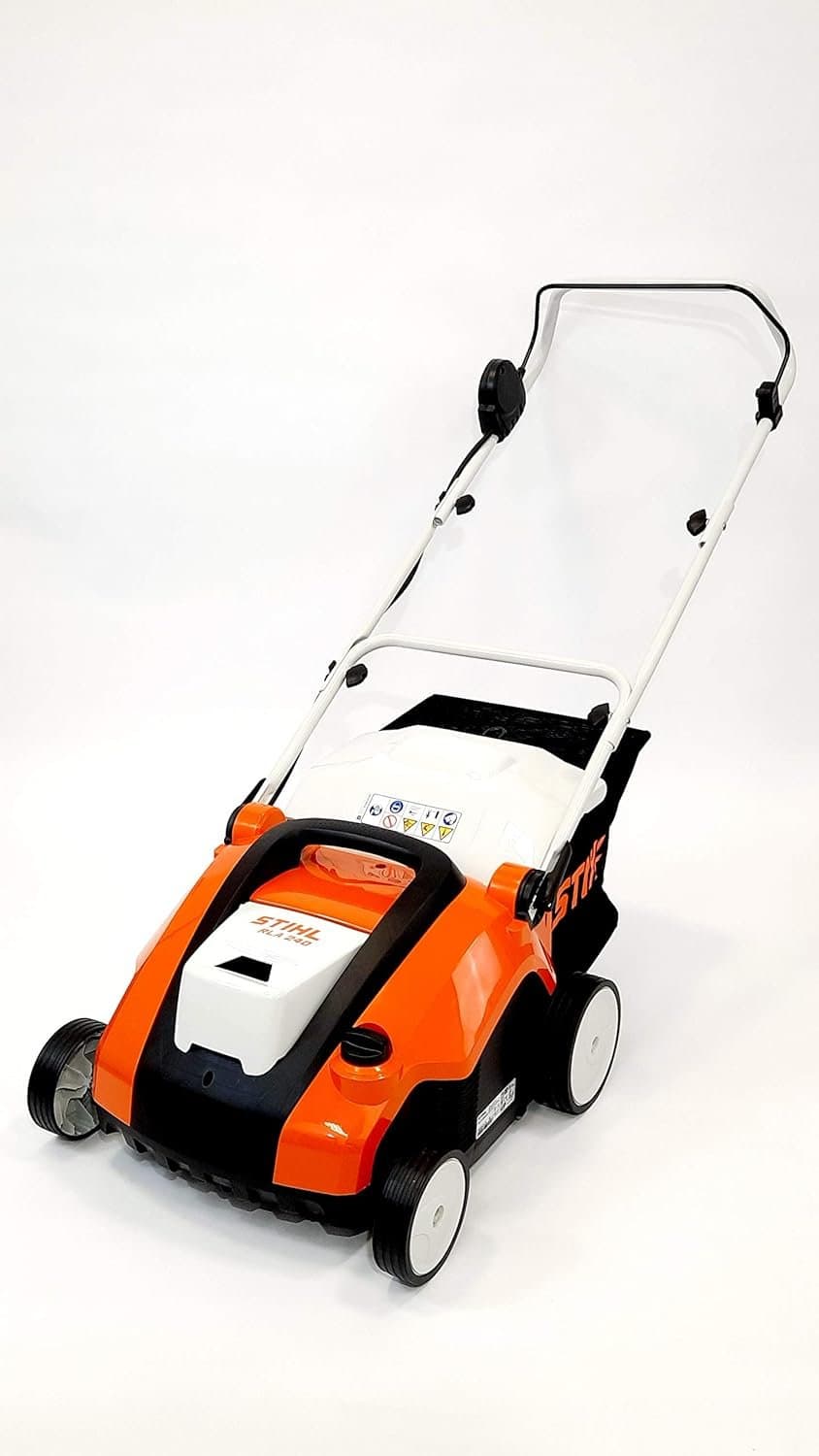 Akku-Vertikutierer 34 cm mit 2 Akkus und Ladegerät