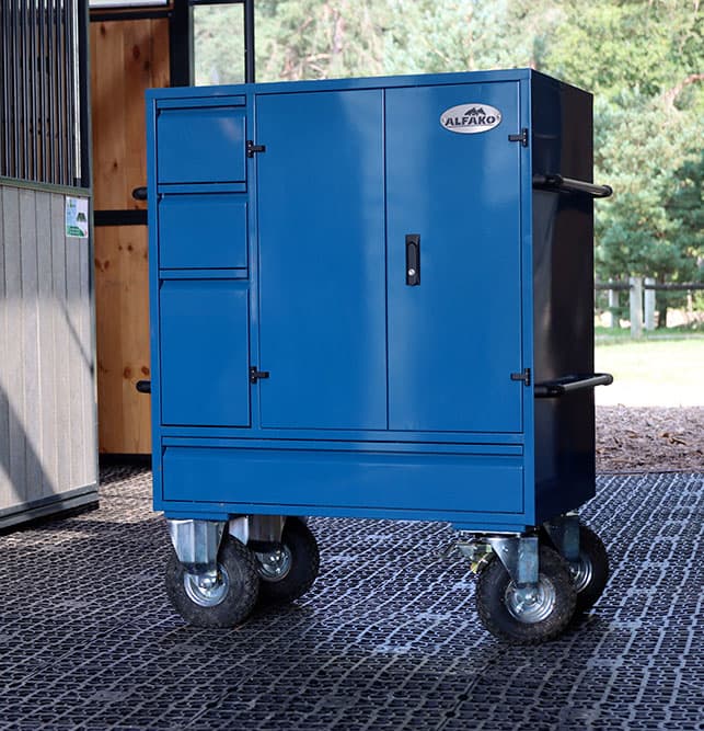 Malle de concours Midi Azur 137,5x100x60 cm acier laqué 2 selles 3 tiroirs