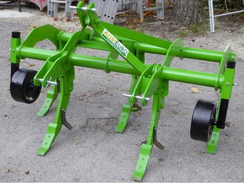 Décompacteur agricole sur tracteur AgriEuro 170 Standard 5 dents