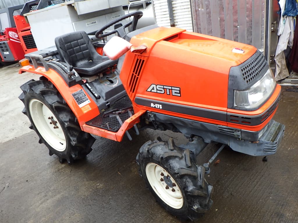 Kubota A-175 : Tracteur Performant et Durable - Meilleur Prix en Ligne