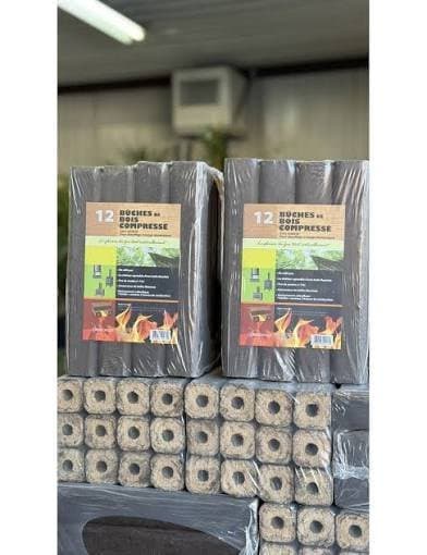 Bûches de bois compressé — Paquet de 12