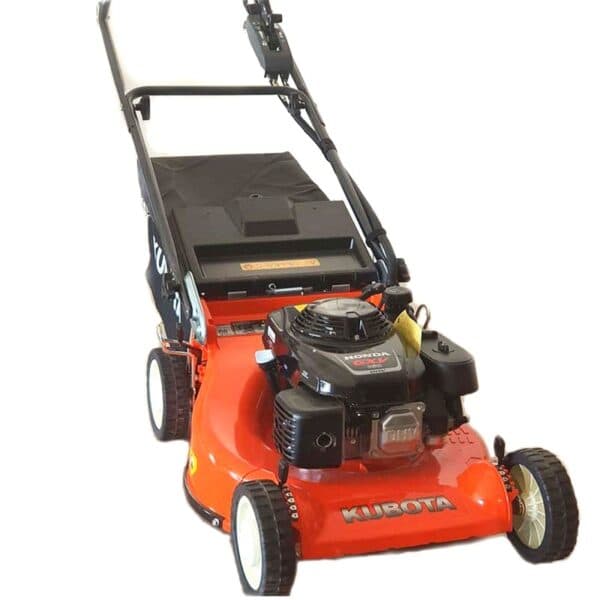 Tondeuse Kubota W821 – Puissance et maniabilité pour un gazon parfait