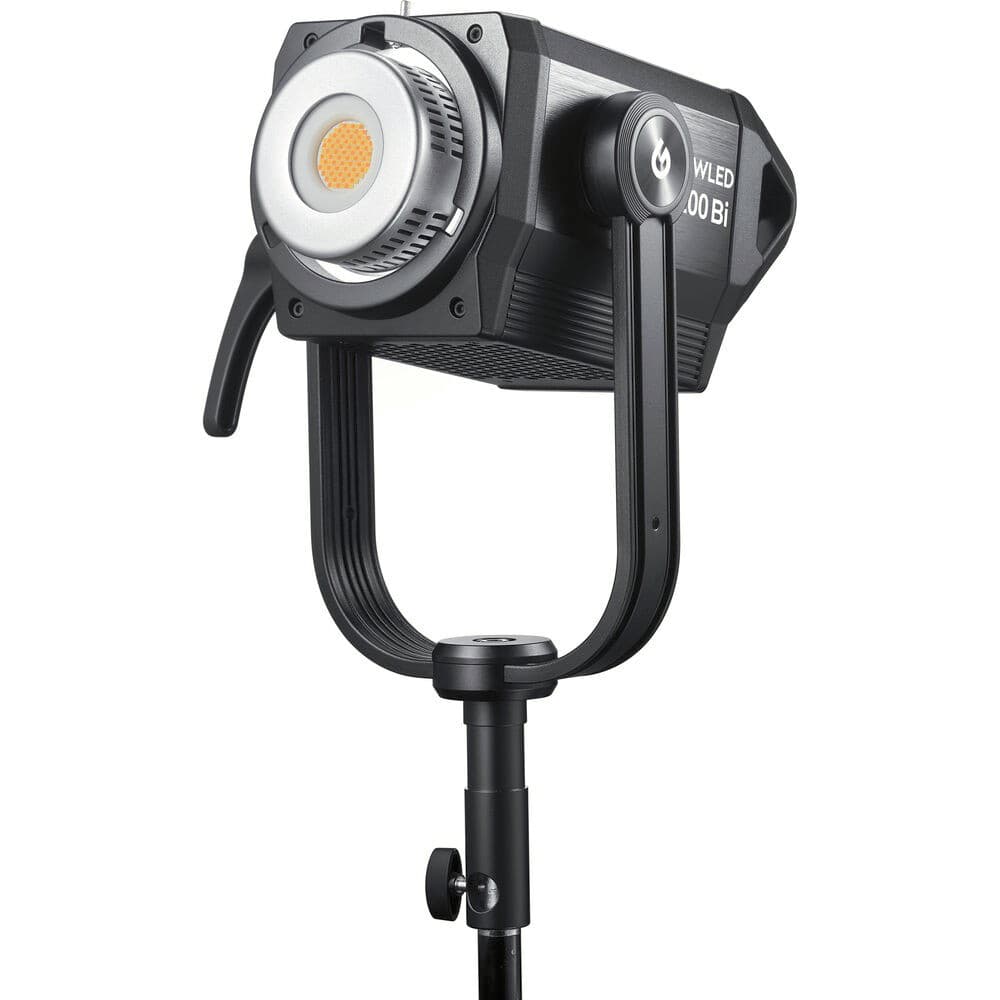 Godox Knowled COB Bowens mount LED light (Bi-color) M200BI